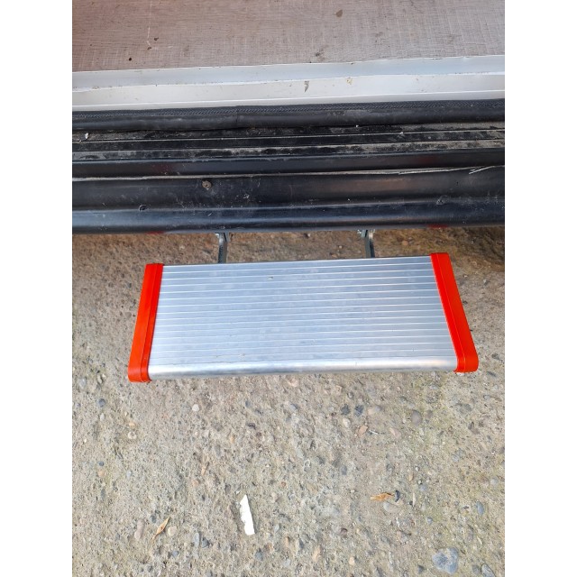 Manuel Çekme Karavan Basamak Ytk (25018)