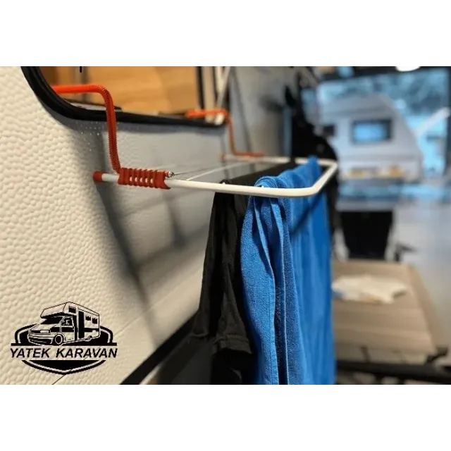 Pratik Karavan Çamaşır Askılığı Kırmızı (17019a)