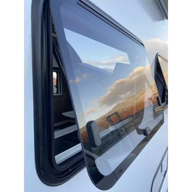 50 X 90 Amortisörlü Karavan Penceresi Tamperli Cam (20016)